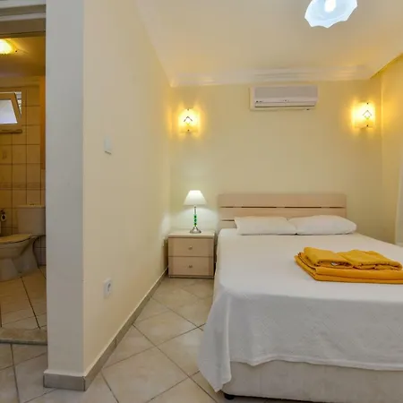 Vilă Kilic- 5 Bedroom In Hisaronu *