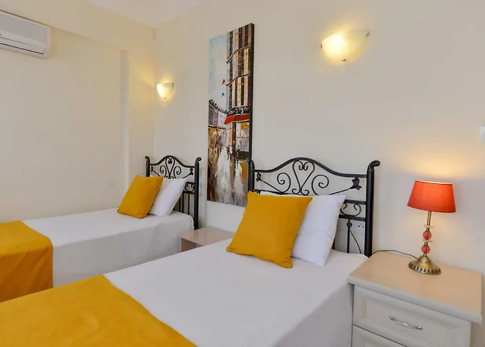 Kilic- 5 Bedroom In Hisaronu *