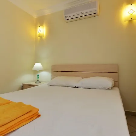 Kilic- 5 Bedroom In Hisaronu