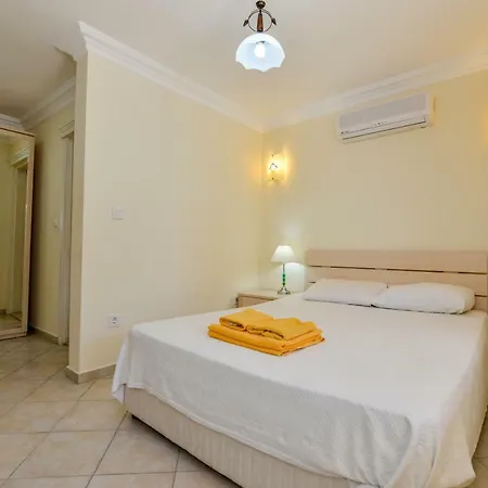 Kilic- 5 Bedroom In Hisaronu