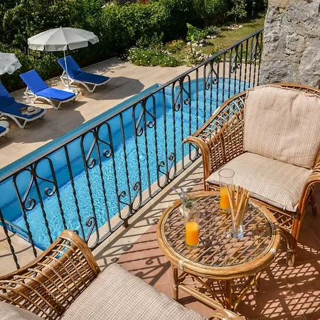 Villa Kilic- 5 Bedroom In Hisaronu *