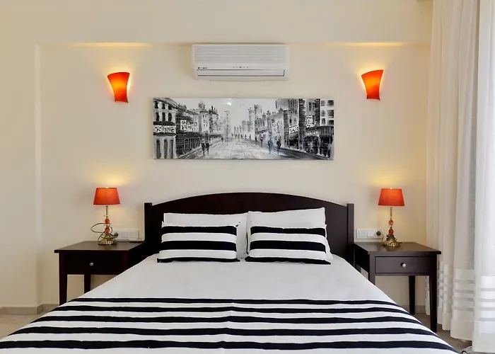 Kilic- 5 Bedroom In Hisaronu